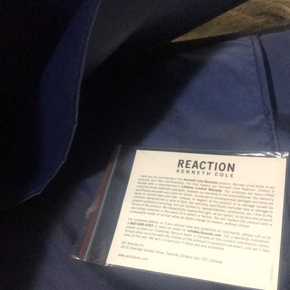 Brand new Kenneth Cole Convertible laptop bag - Picture 3 of 5